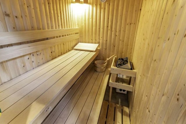 The sauna is one of the facilities in the coach house.