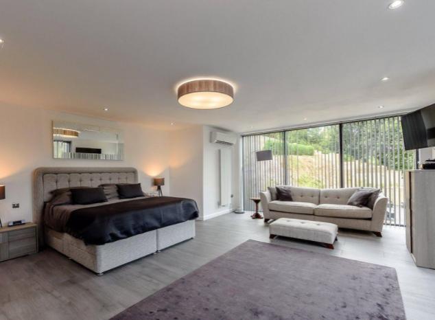 The property features four double bedrooms in total, all of which have modern decor, luxury en-suites, and are generous in size.