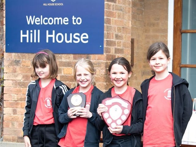 Tickhill Estfield Primary School, winners of the U9 Girls race.