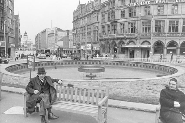 Waiting for the City Clipper by the fountain back in 1972