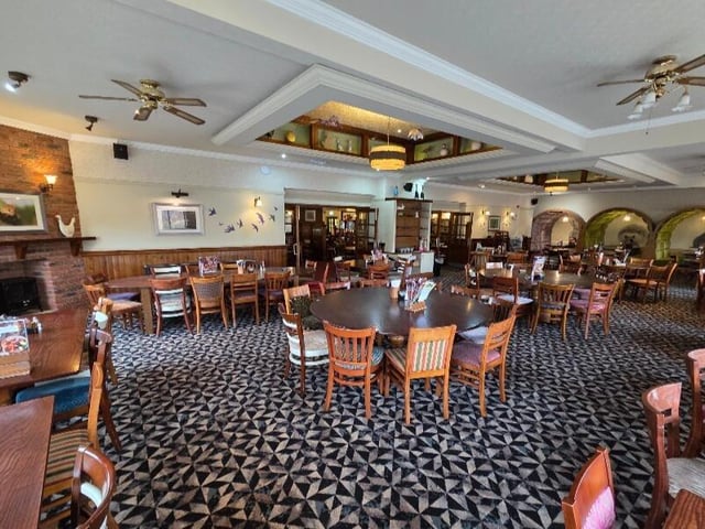 Restaurant facilities with a focus on family dining.