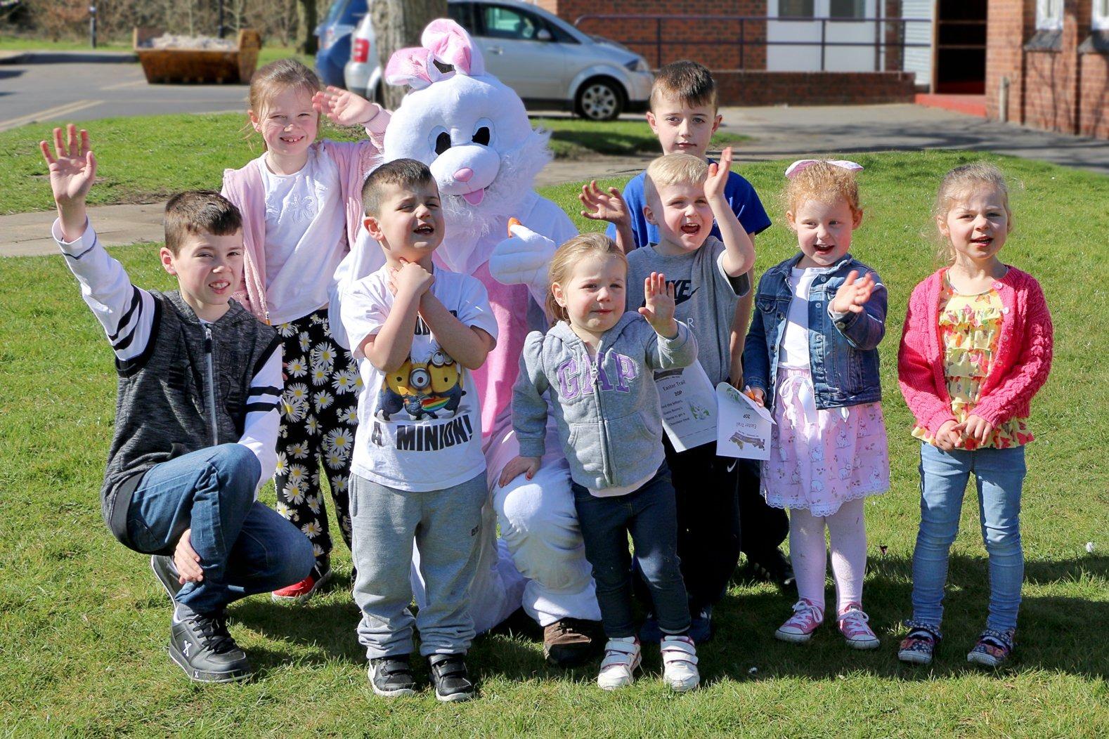 Doncaster retro: 19 photos of Easter events at schools and businesses in and around the district 