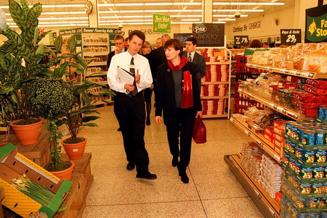 Government Public Health Minister, Tessa Jowell MP,  pictured with Asda Carcroft Manager, John Rowlands, during her visit to the store in 1998