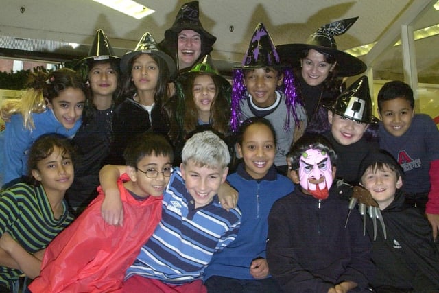 Hucklow Middle School, Firth Park,  children in fancy dress for Children in Need in 2001