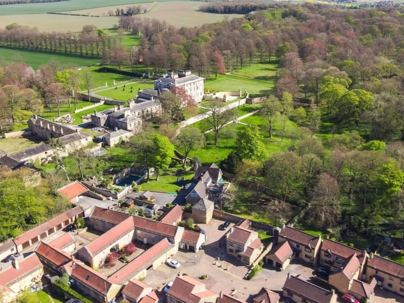 An overview of the property and its surroundings.