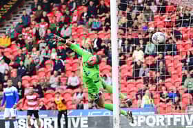 Gills keeper Jake Turner can't stop Ben Close's shot.