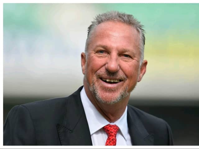 Sir Ian Botham dropped into Doncaster for some shopping and a bite to eat.