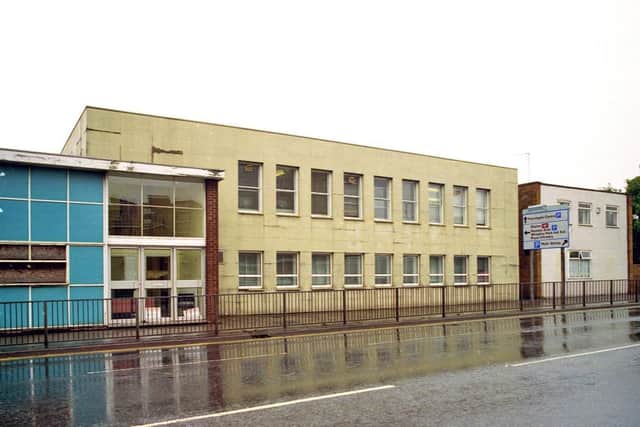 The building as it looked in 2001. (Photo: Nick Catford).
