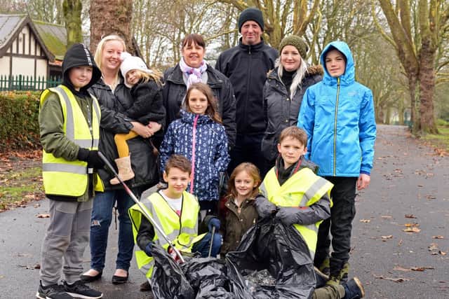 Doncaster Greeen Team volunteers pictured at Hexthorpe Park. Back l-r Rue Middleton, ten, Sam Middleton, Belle Middleton, three, Samantha Williams, Patrick Hill, Bex Shaw, group founder and Zach Murray, 12. Front l-r Noah Murray, ten, Faye Murray, eight, Mila Middleton, seven and Dylan Williams, 11.  Picture: NDFP-01-12-18-GreenTeam-1