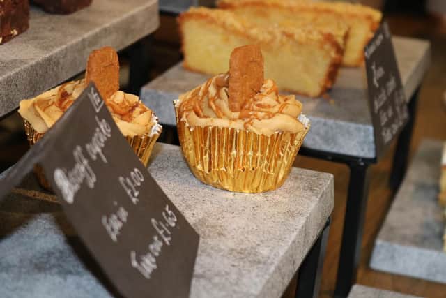 Biscoff cupcakes mentioned in the story.