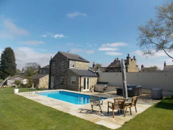 Treat yourself to a refreshing getaway at one of these Airbnb properties with pools around Yorkshire (Photo: Airbnb)
