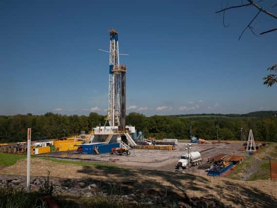 Image of a typical fracking rig