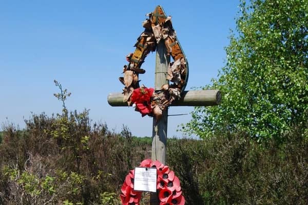 Memorial to Wellington W5557 of 305 (Polish) Sqn, which crashed returning to RAF Lindholme killing all on board