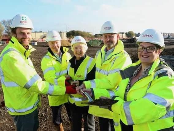 Construction work is now underway at Lovell Homes new development after Mayor Ros Jones attended site to officially mark the site as open. The brand new development, called Willow Grange, will bring a mixture of 142 two, three and four bedroom homes to the Lakeside area of Doncaster.