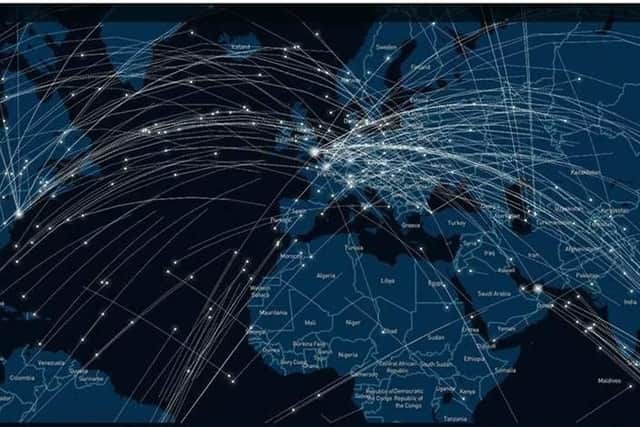 Buyagift have gathered the details of all 466,897 scheduled flights from 450 airports around the world andmapped this out across a 5-day animated time-lapse