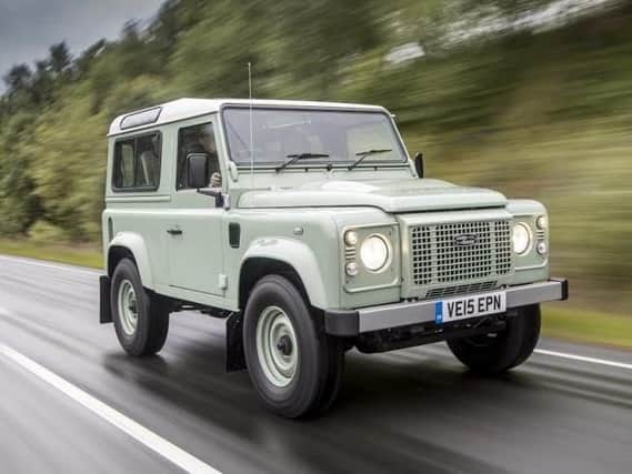 Land Rover Defender 2