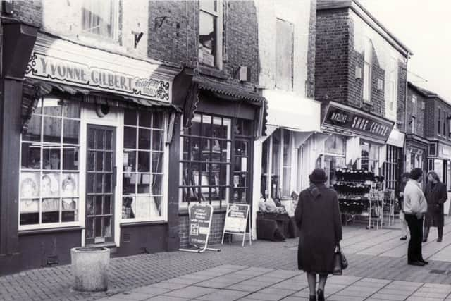 Thorne village centre shops in January 1989