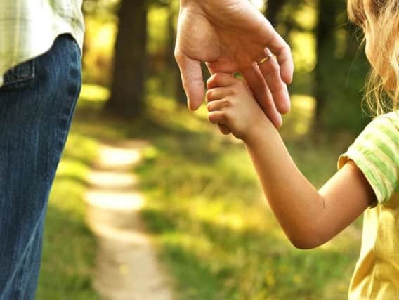 the pros and cons of popular parenting styles