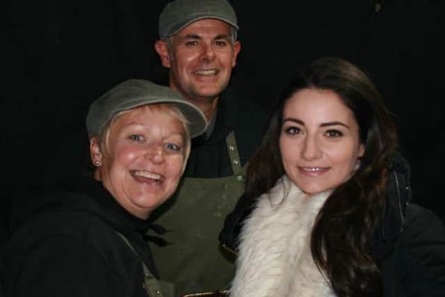 Westwoodside Pond Christmas lights switch on 2016