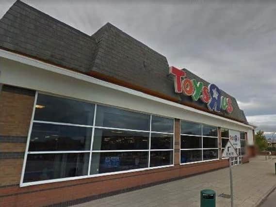 Hundreds of jobs are believed to be at risk as reports suggest retailer Toys 'R' Us is preparing to close a quarter of its UK stores.