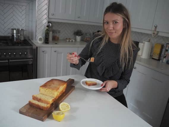 Lizzie and her lemon drizzle cake