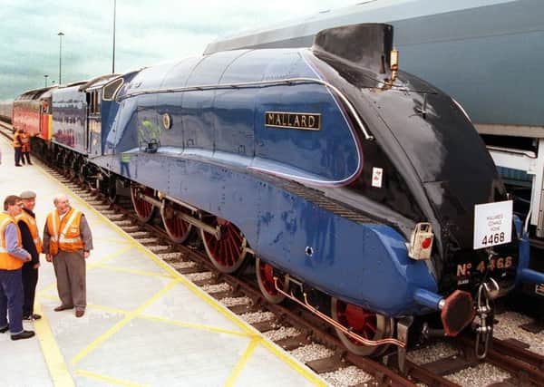 NEWS.....
The Sir Nigel Gresley arrives at Doncaster International Railport for the Railfest.